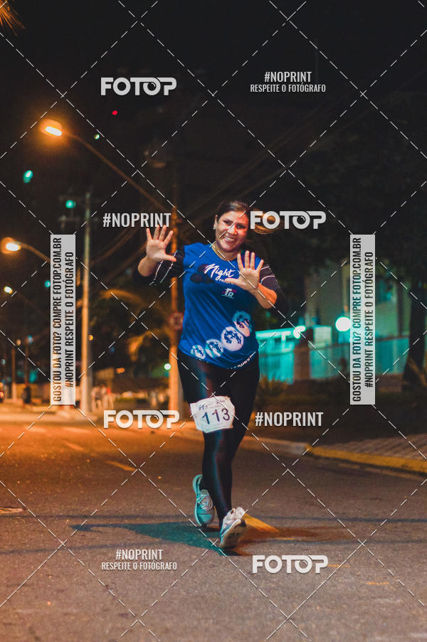 Buy your photos of the eventNight Run 5K 10K Praia Grande on Fotop