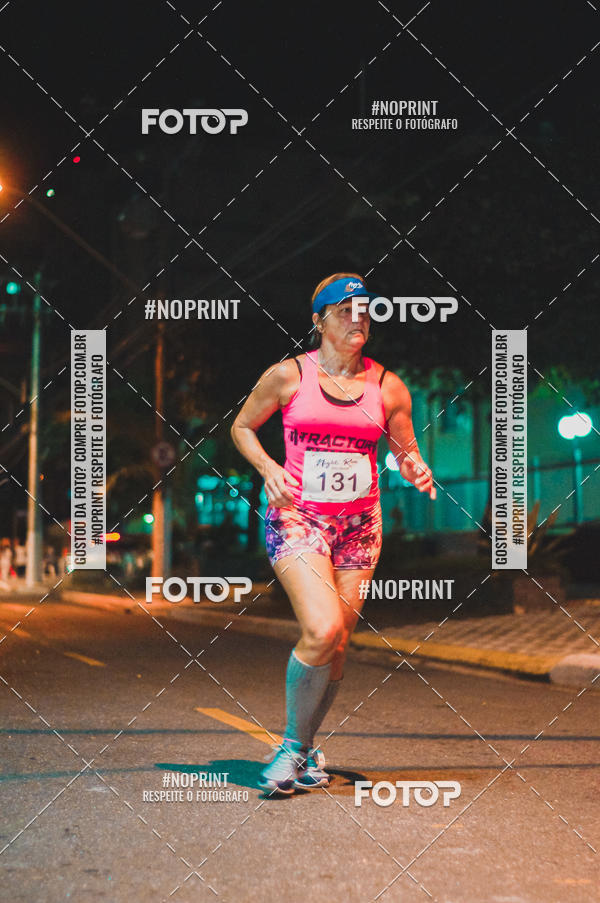 Compra tus fotos del eventoNight Run 5K 10K Praia Grande En Fotop