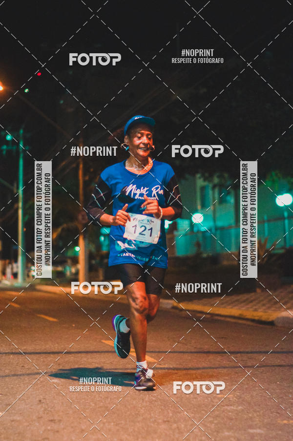 Compra tus fotos del eventoNight Run 5K 10K Praia Grande En Fotop