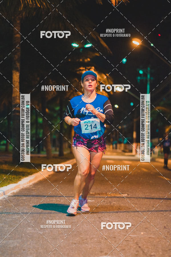 Compra tus fotos del eventoNight Run 5K 10K Praia Grande En Fotop