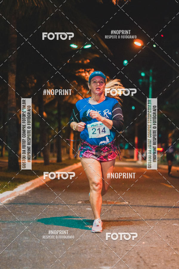 Compra tus fotos del eventoNight Run 5K 10K Praia Grande En Fotop