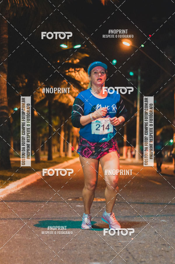 Compra tus fotos del eventoNight Run 5K 10K Praia Grande En Fotop