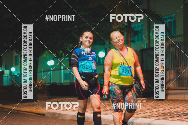 Compra tus fotos del eventoNight Run 5K 10K Praia Grande En Fotop