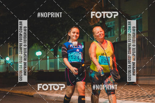 Compra tus fotos del eventoNight Run 5K 10K Praia Grande En Fotop