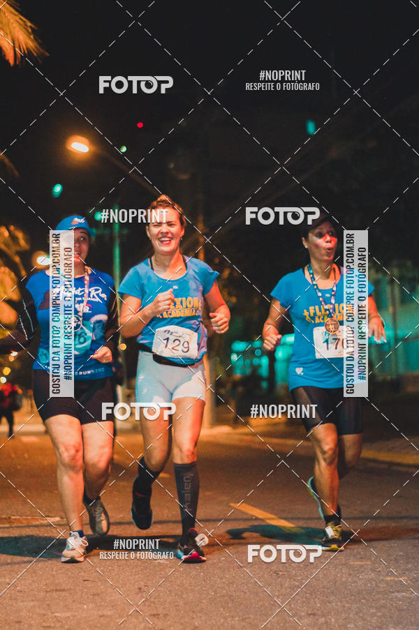 Buy your photos of the eventNight Run 5K 10K Praia Grande on Fotop