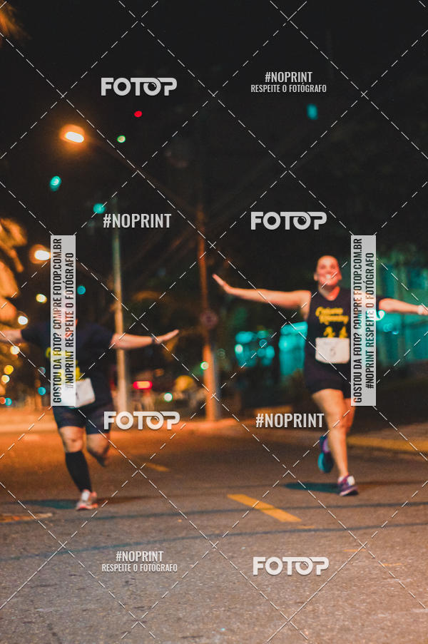 Buy your photos of the eventNight Run 5K 10K Praia Grande on Fotop