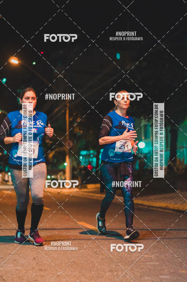 Buy your photos of the eventNight Run 5K 10K Praia Grande on Fotop