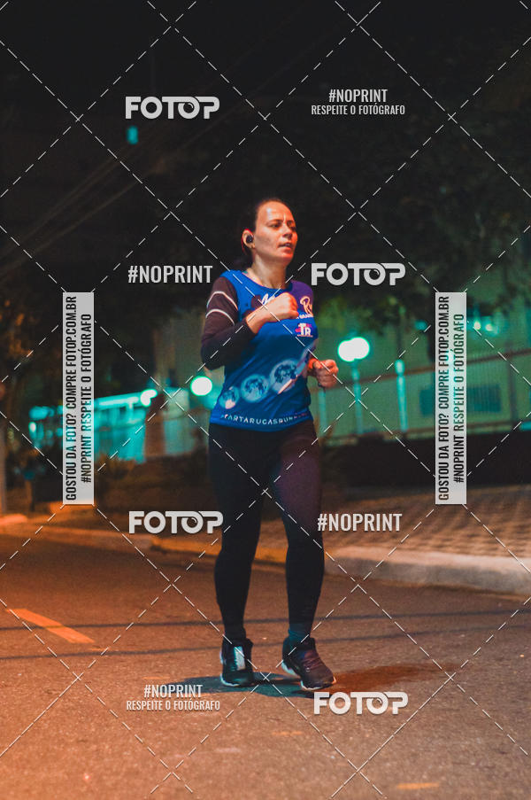 Buy your photos of the eventNight Run 5K 10K Praia Grande on Fotop