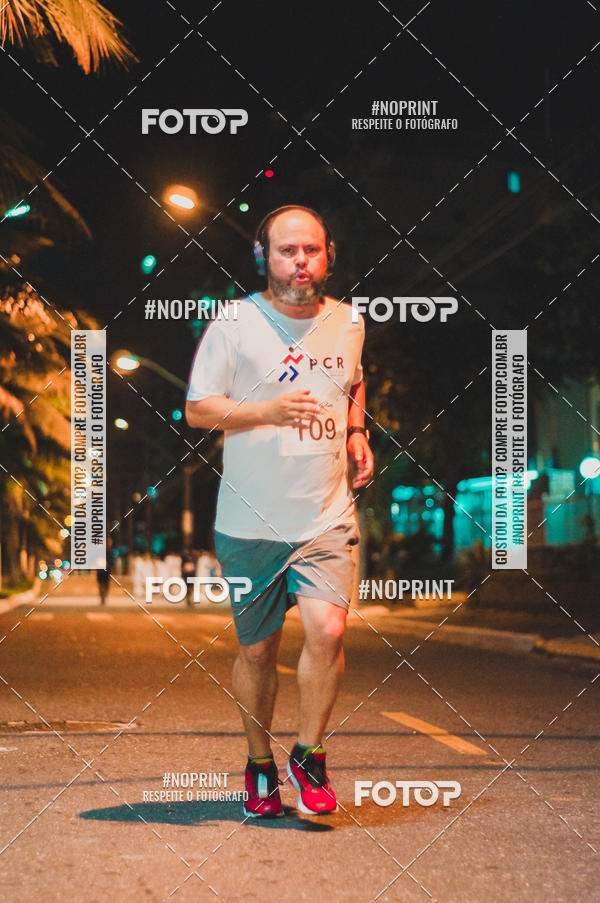 Buy your photos of the eventNight Run 5K 10K Praia Grande on Fotop