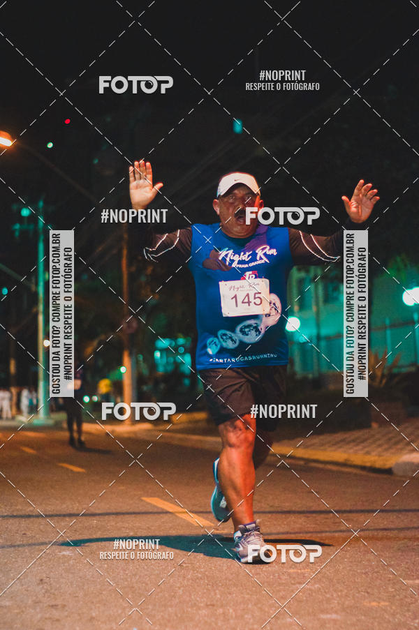 Buy your photos of the eventNight Run 5K 10K Praia Grande on Fotop