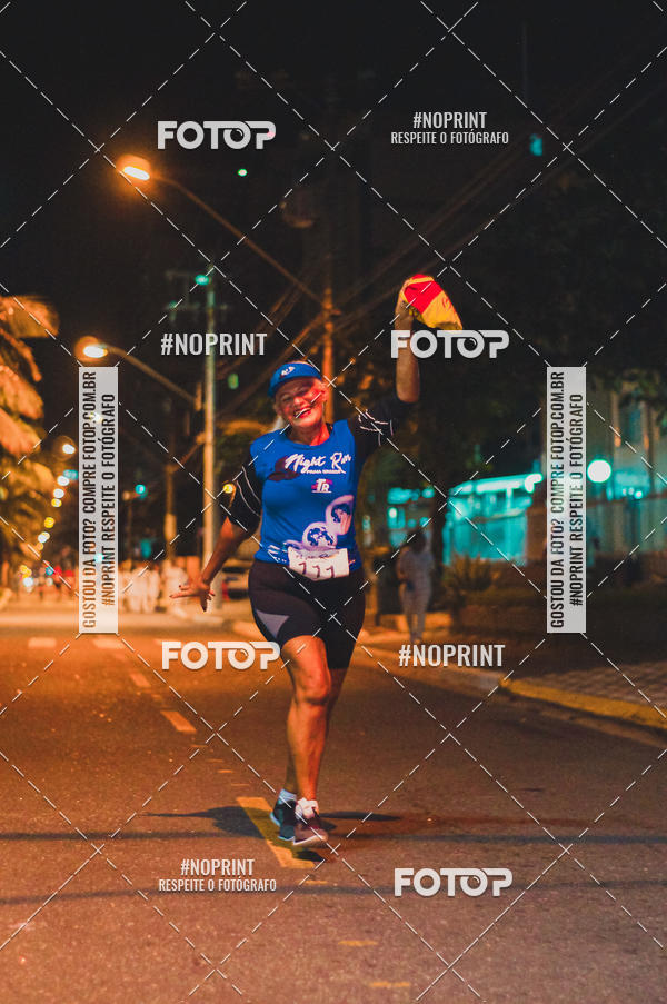 Buy your photos of the eventNight Run 5K 10K Praia Grande on Fotop