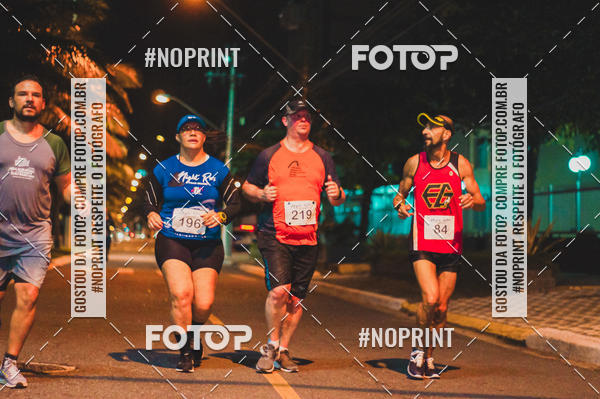 Buy your photos of the eventNight Run 5K 10K Praia Grande on Fotop