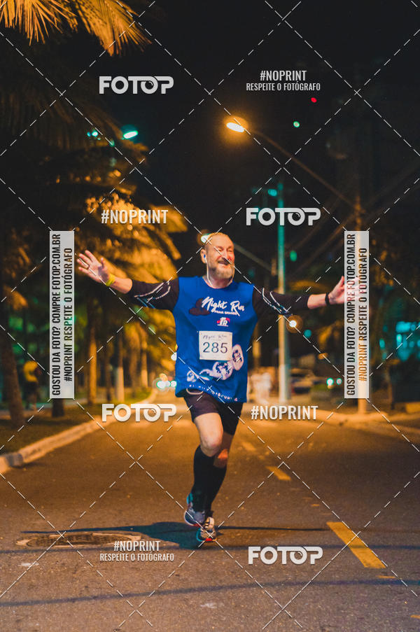 Buy your photos of the eventNight Run 5K 10K Praia Grande on Fotop