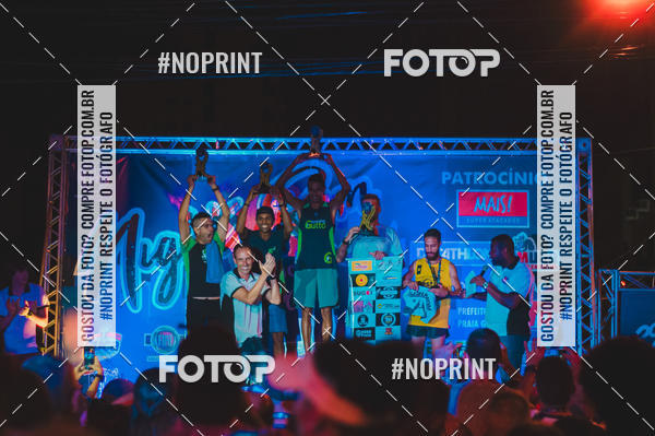 Buy your photos of the eventNight Run 5K 10K Praia Grande on Fotop
