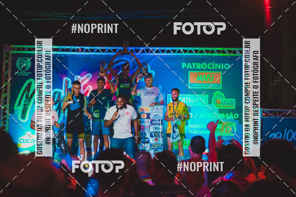 Buy your photos of the eventNight Run 5K 10K Praia Grande on Fotop