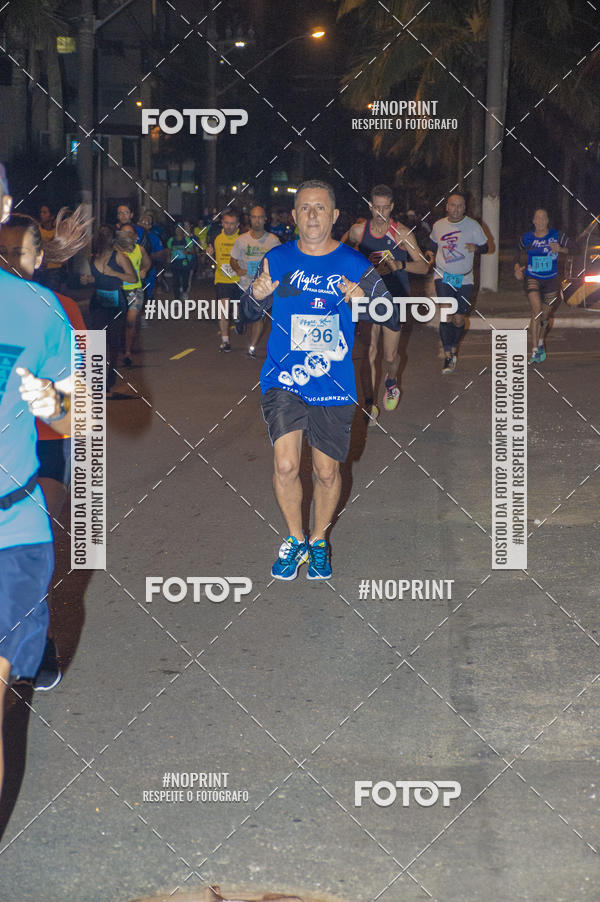 Buy your photos of the eventNight Run 5K 10K Praia Grande on Fotop