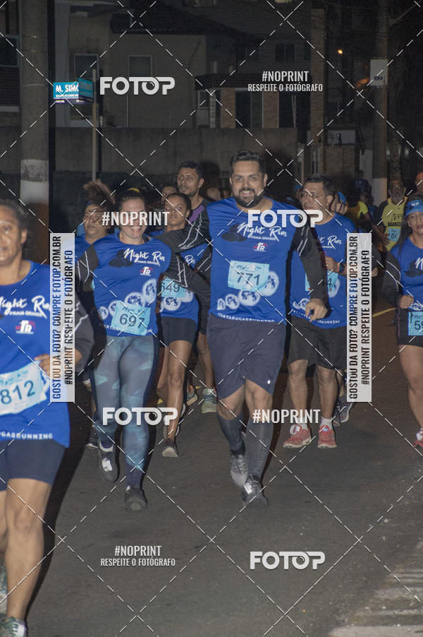 Buy your photos of the eventNight Run 5K 10K Praia Grande on Fotop