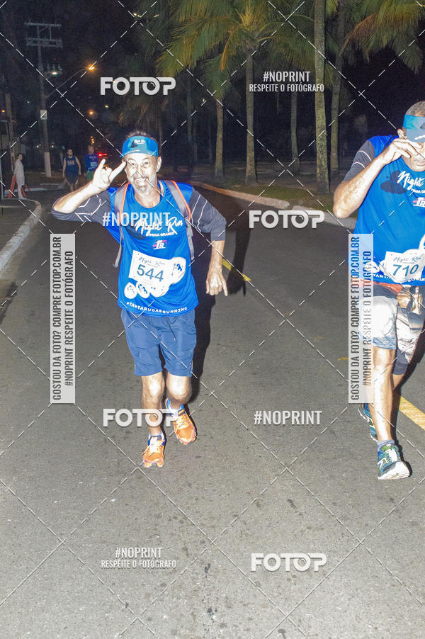 Buy your photos of the eventNight Run 5K 10K Praia Grande on Fotop
