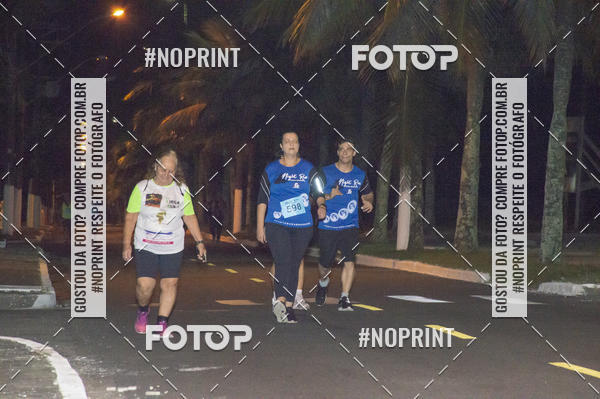 Buy your photos of the eventNight Run 5K 10K Praia Grande on Fotop