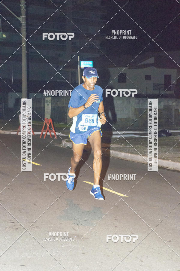 Buy your photos of the eventNight Run 5K 10K Praia Grande on Fotop
