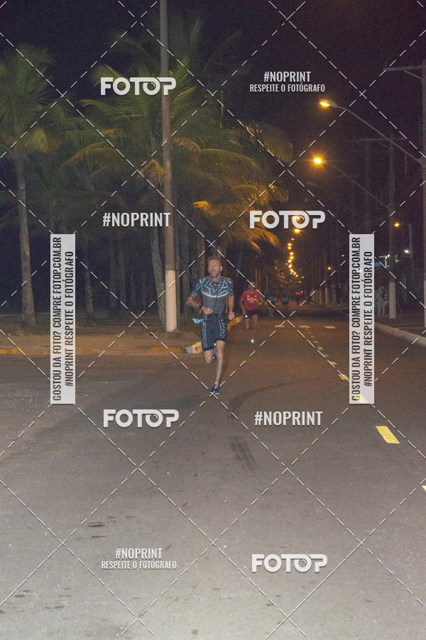 Buy your photos of the eventNight Run 5K 10K Praia Grande on Fotop