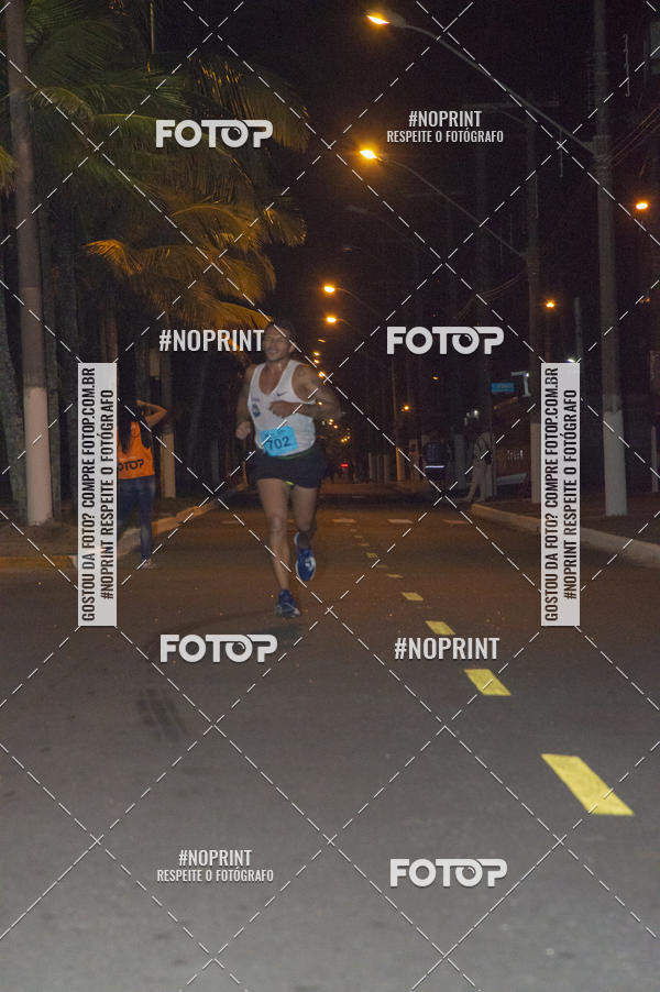 Buy your photos of the eventNight Run 5K 10K Praia Grande on Fotop