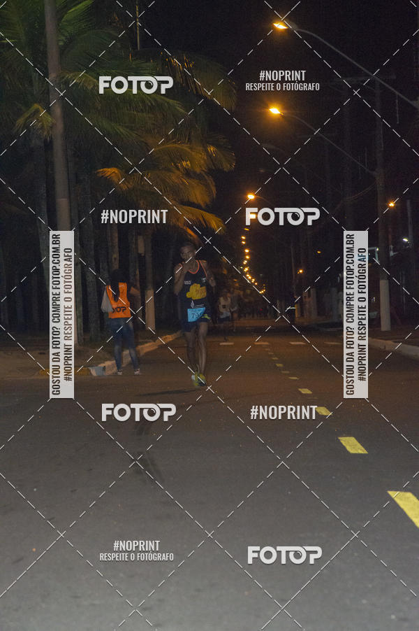 Buy your photos of the eventNight Run 5K 10K Praia Grande on Fotop