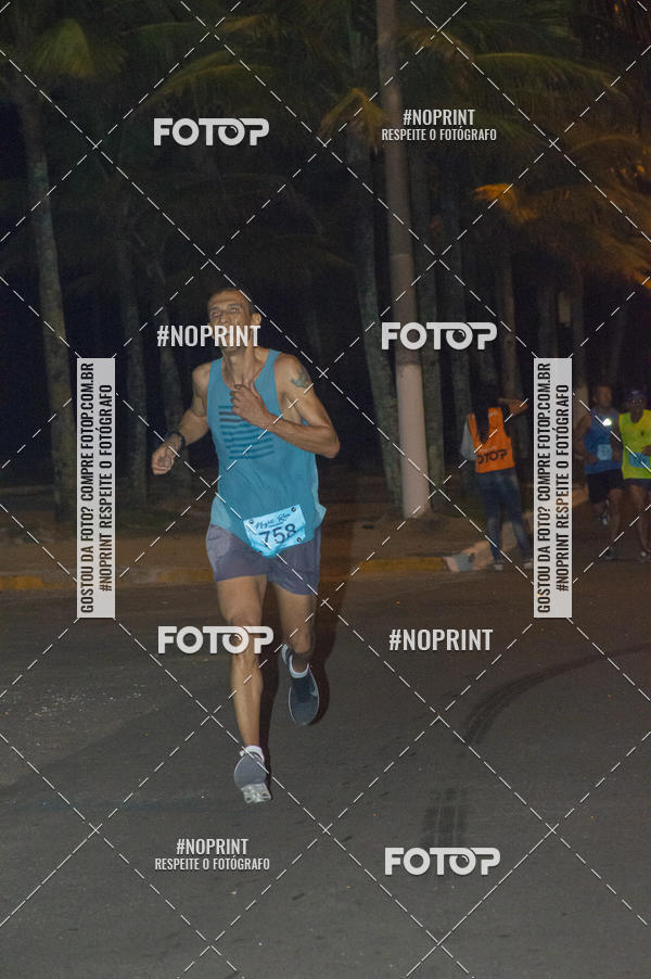 Buy your photos of the eventNight Run 5K 10K Praia Grande on Fotop