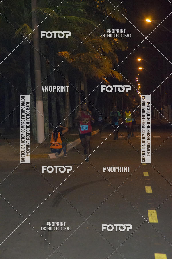Buy your photos of the eventNight Run 5K 10K Praia Grande on Fotop