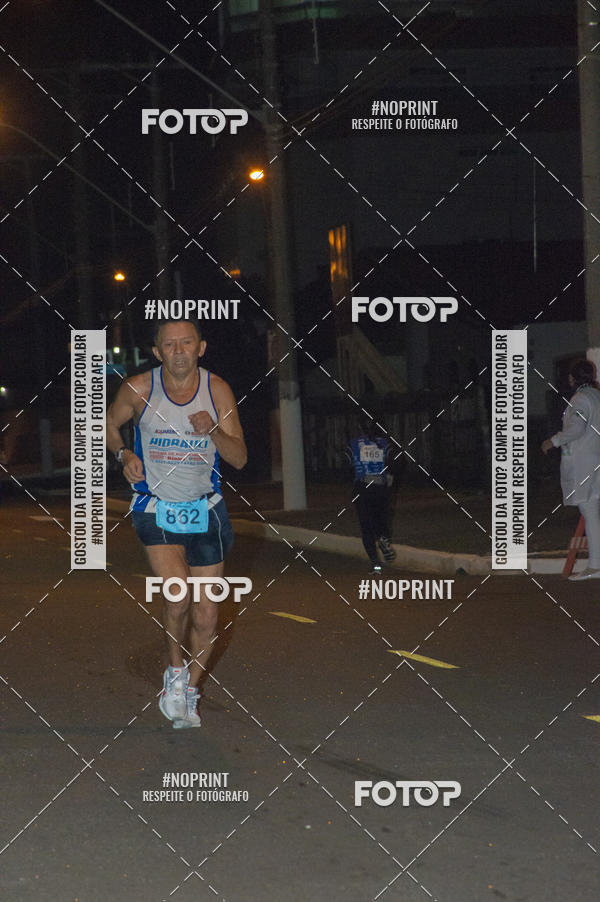 Buy your photos of the eventNight Run 5K 10K Praia Grande on Fotop