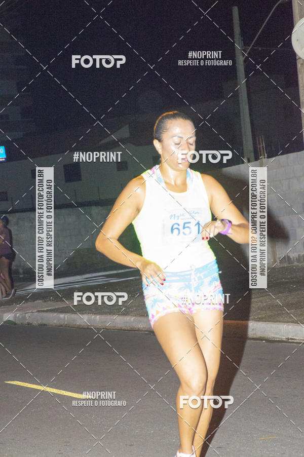 Buy your photos of the eventNight Run 5K 10K Praia Grande on Fotop