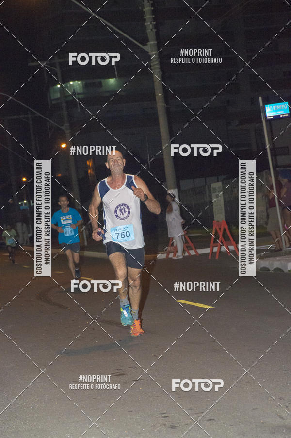 Buy your photos of the eventNight Run 5K 10K Praia Grande on Fotop