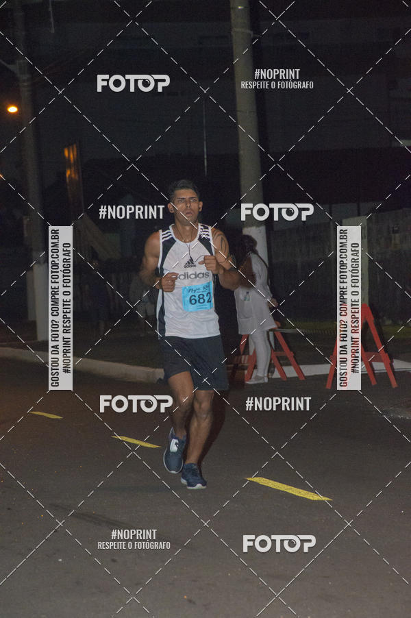 Buy your photos of the eventNight Run 5K 10K Praia Grande on Fotop