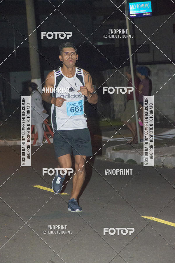 Buy your photos of the eventNight Run 5K 10K Praia Grande on Fotop