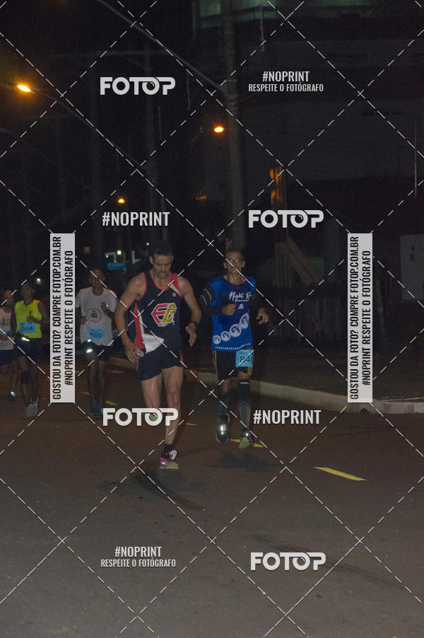 Buy your photos of the eventNight Run 5K 10K Praia Grande on Fotop