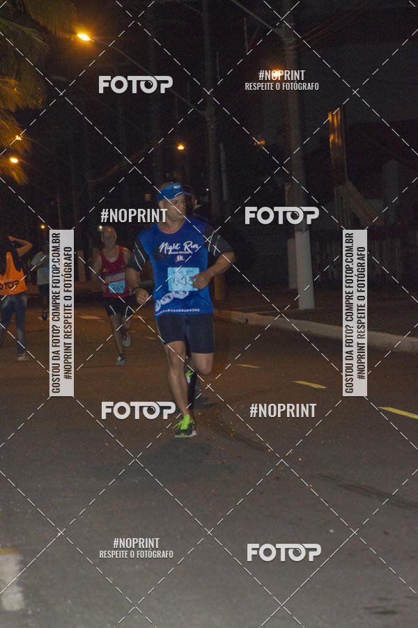 Buy your photos of the eventNight Run 5K 10K Praia Grande on Fotop