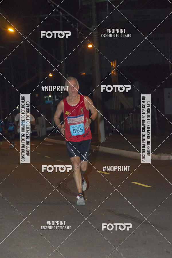 Buy your photos of the eventNight Run 5K 10K Praia Grande on Fotop