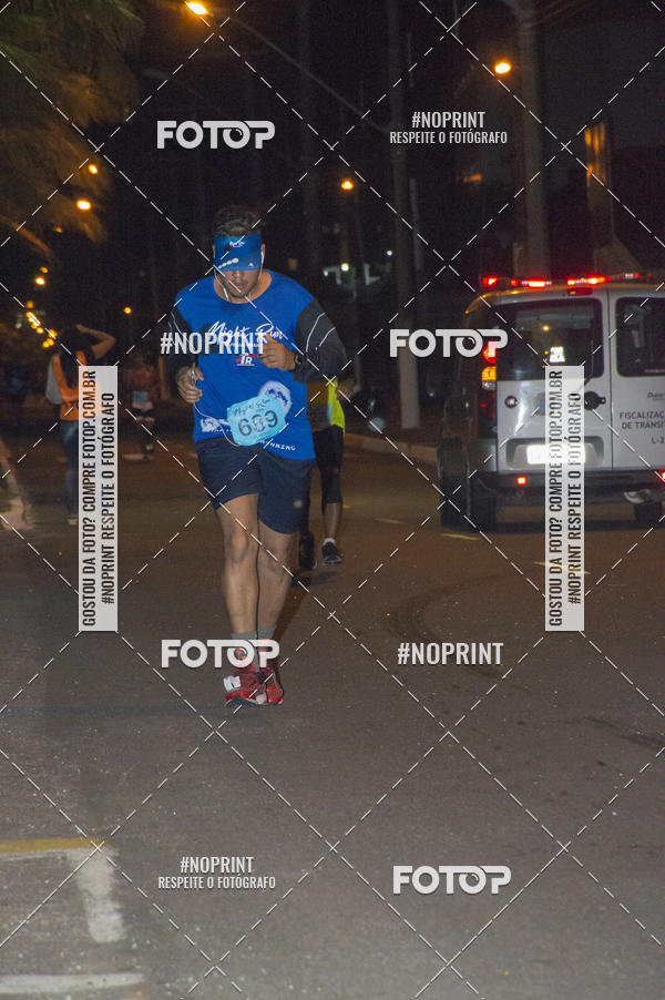 Buy your photos of the eventNight Run 5K 10K Praia Grande on Fotop