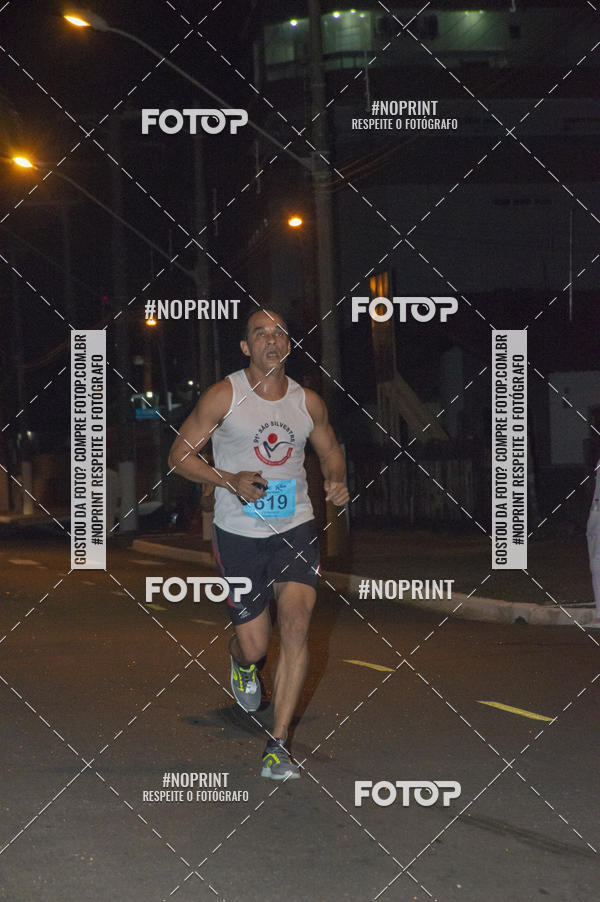Buy your photos of the eventNight Run 5K 10K Praia Grande on Fotop