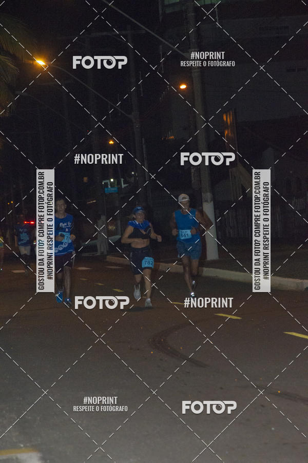 Buy your photos of the eventNight Run 5K 10K Praia Grande on Fotop
