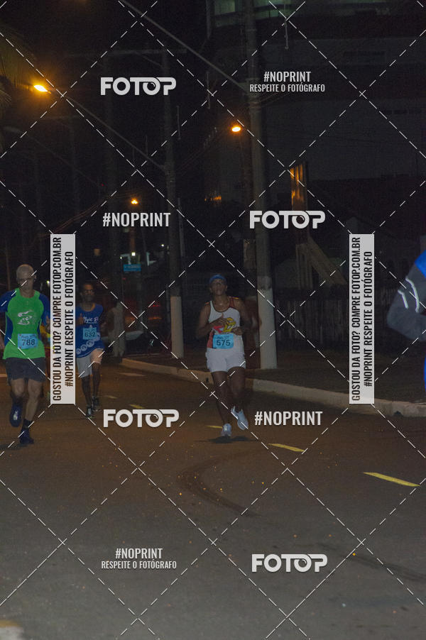 Buy your photos of the eventNight Run 5K 10K Praia Grande on Fotop