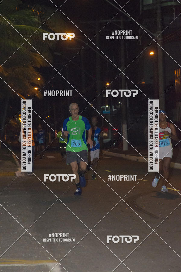 Buy your photos of the eventNight Run 5K 10K Praia Grande on Fotop