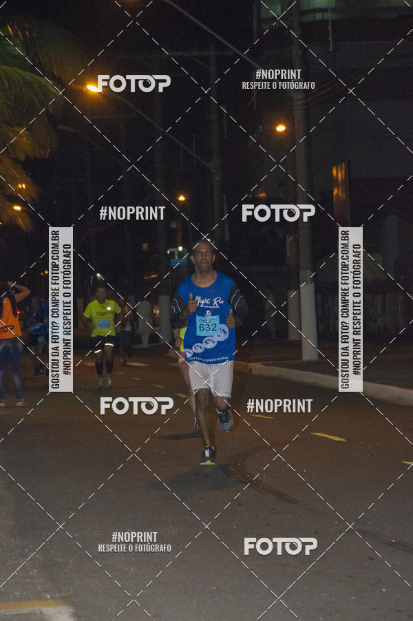 Buy your photos of the eventNight Run 5K 10K Praia Grande on Fotop