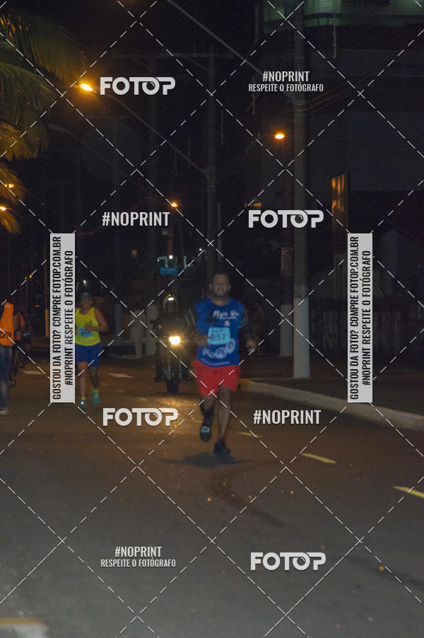 Buy your photos of the eventNight Run 5K 10K Praia Grande on Fotop