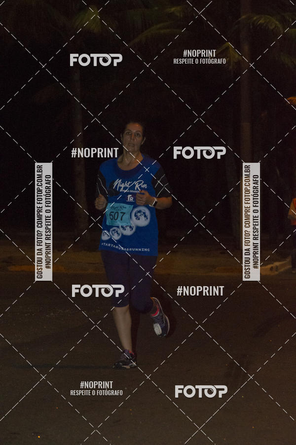 Buy your photos of the eventNight Run 5K 10K Praia Grande on Fotop