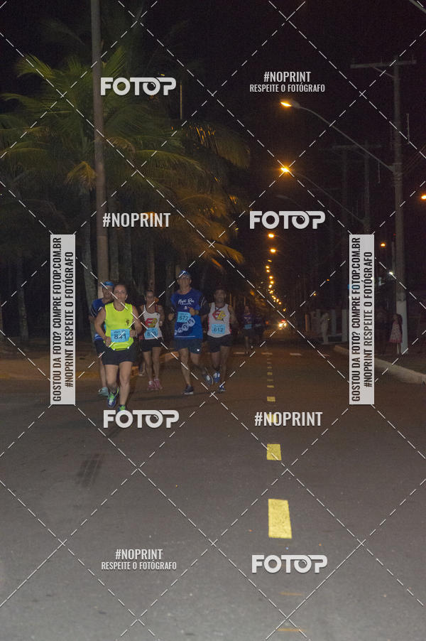 Buy your photos of the eventNight Run 5K 10K Praia Grande on Fotop