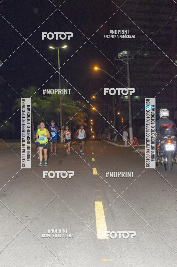 Buy your photos of the eventNight Run 5K 10K Praia Grande on Fotop