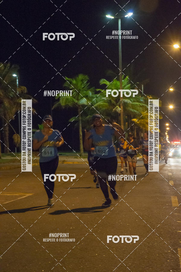 Buy your photos of the eventNight Run 5K 10K Praia Grande on Fotop