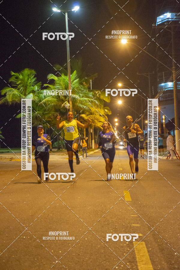 Buy your photos of the eventNight Run 5K 10K Praia Grande on Fotop