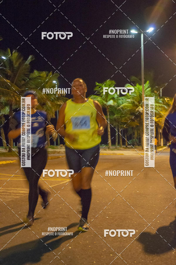 Buy your photos of the eventNight Run 5K 10K Praia Grande on Fotop